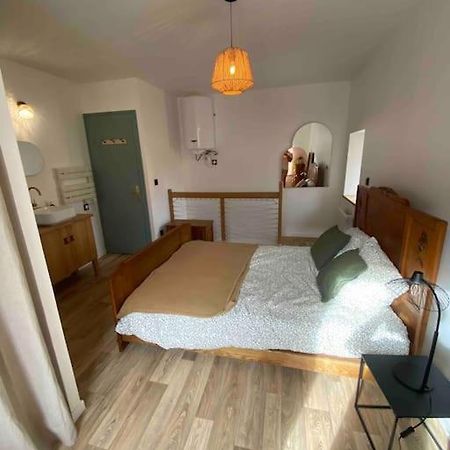 Petite Maison De Village Ebreuil 외부 사진