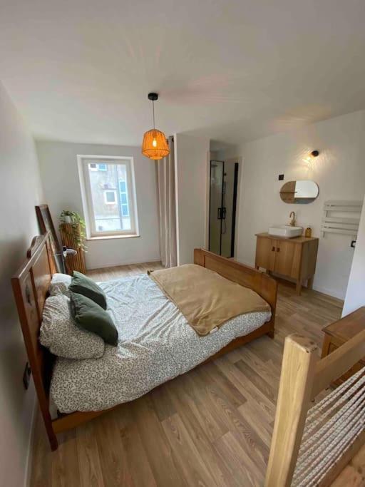 Petite Maison De Village Ebreuil 외부 사진